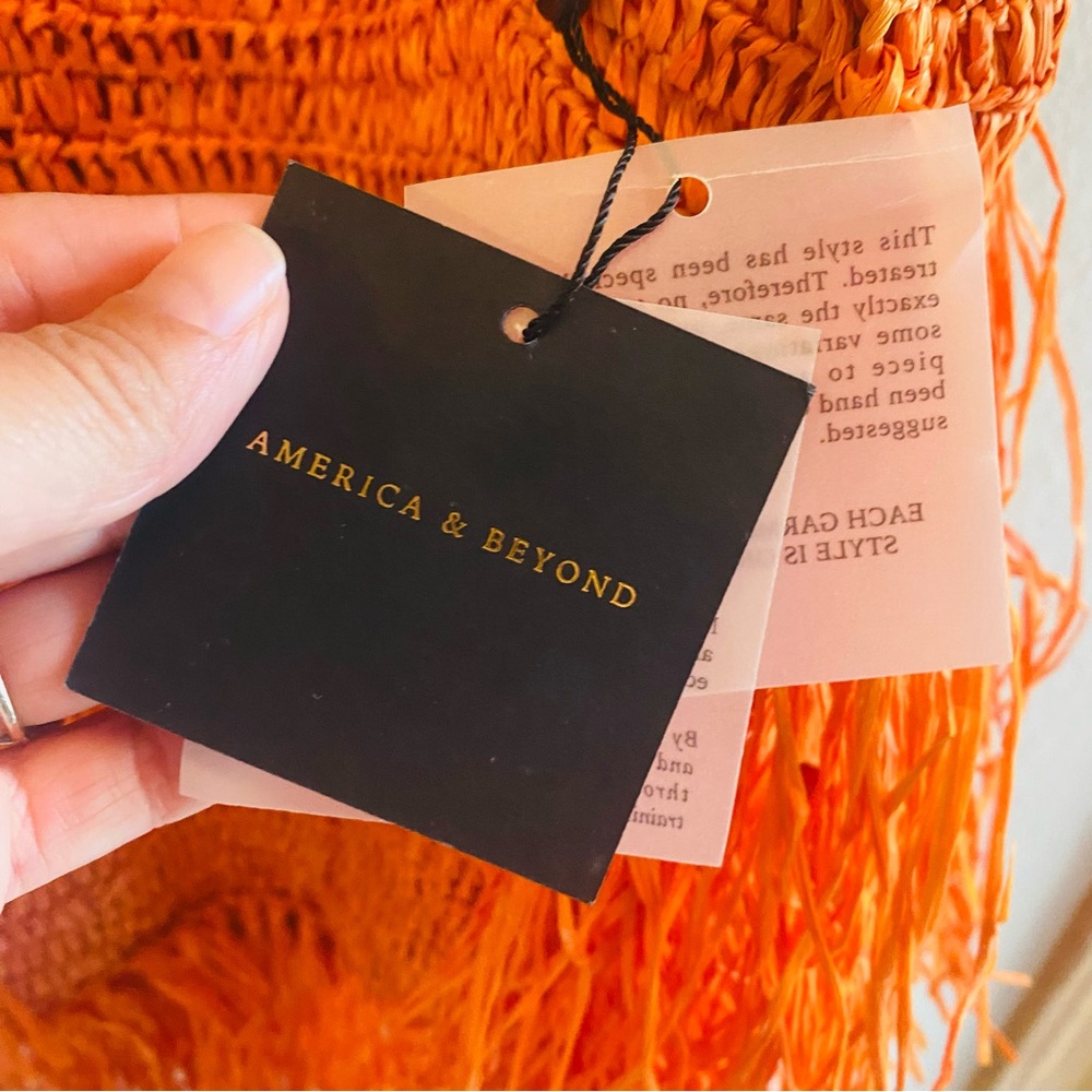 America & Beyond NWT Coachella Raffia Fringe Tote Orange - Picture 11 of 11